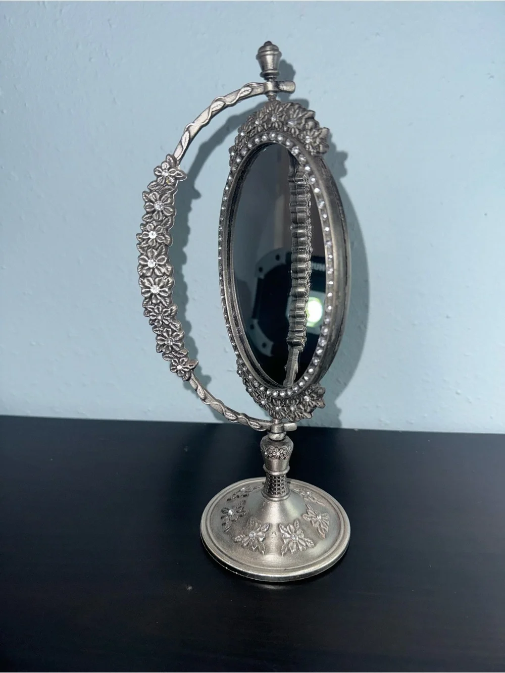 Vintage/Antique Ornate Tabletop Vanity Mirror 10